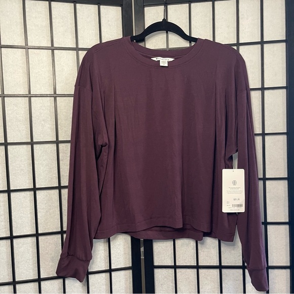 Athleta Tops - Athleta Elemental Plum Long Sleeve Tee NWT Small